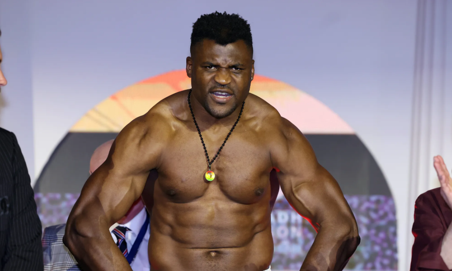 Francis Ngannou : Après avoir foudroyé Philipe Lins, que prépare le Predator pour sa prochaine masterclass ?