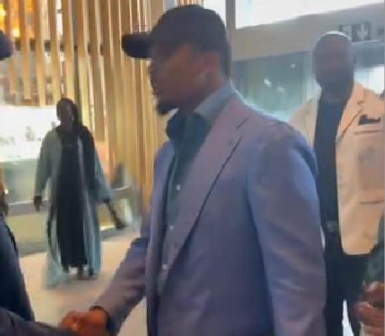 Arrivée de Samuel Eto'o à l’hôtel des lions indomptables avant le départ pour le stade